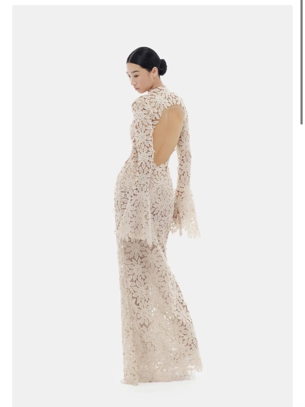 Montsand Beige Lace Open-Back Gown